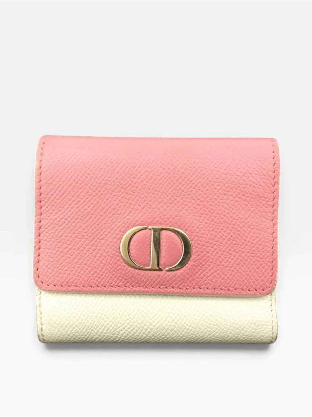 ✨🛍️ Christian Dior Pink and Cream Leather 30 Montaigne Compact Wallet